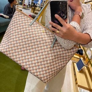 Tory Burch - Geo Logo Color-Block Tote - Hazelnut Geo Logo Allover